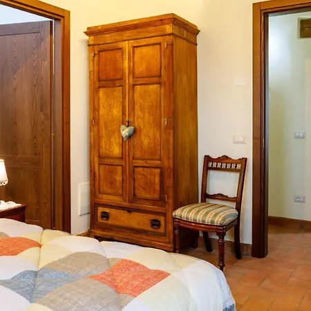 Villa Ca' Pellicciano 8, Emma