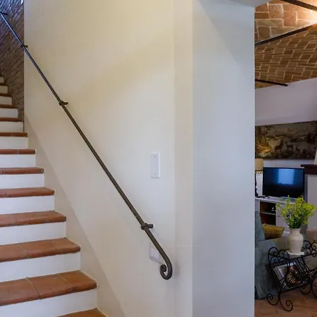 Ca' Pellicciano 8, Emma Villa Longiano