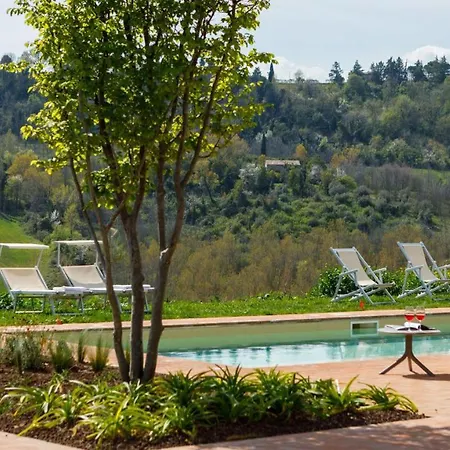 Ca' Pellicciano 8, Emma Villa *