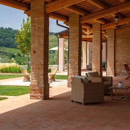 Villa Ca' Pellicciano 8, Emma *