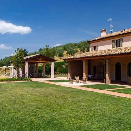 Villa Ca' Pellicciano 8, Emma *