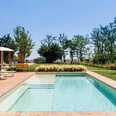 Ca' Pellicciano 8, Emma Villa