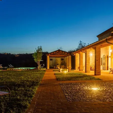 Ca' Pellicciano 8, Emma Villa Longiano