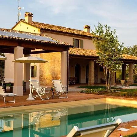 Ca' Pellicciano 8, Emma * Longiano