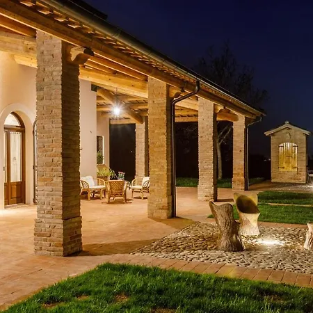 Ca' Pellicciano 8, Emma * Longiano