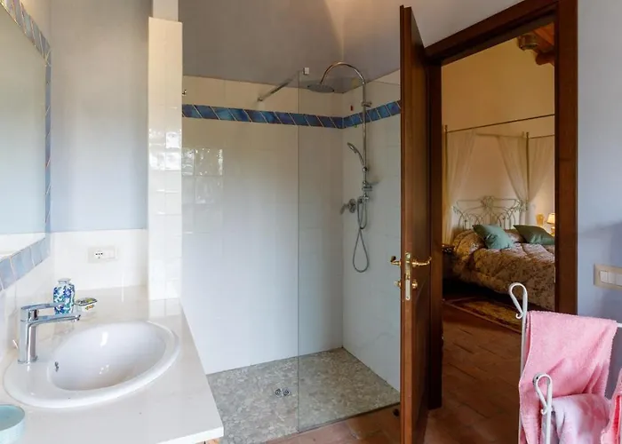 Ca' Pellicciano 8, Emma Villa