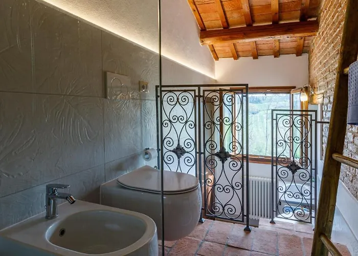 Ca' Pellicciano 8, Emma Villa Longiano