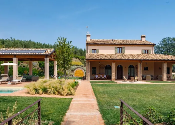 Villa Ca' Pellicciano 8, Emma *