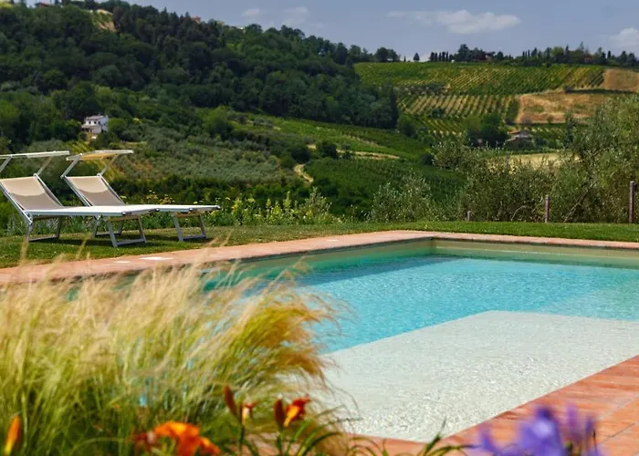 Villa Ca' Pellicciano 8, Emma Longiano