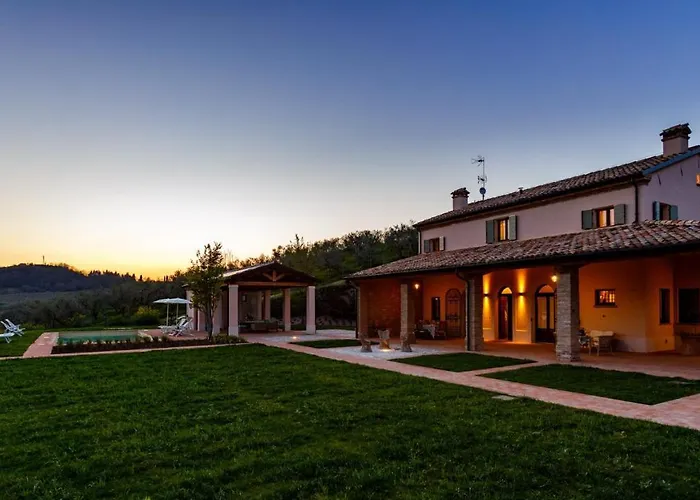 Ca' Pellicciano 8, Emma *