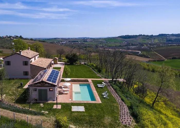 Ca' Pellicciano 8, Emma